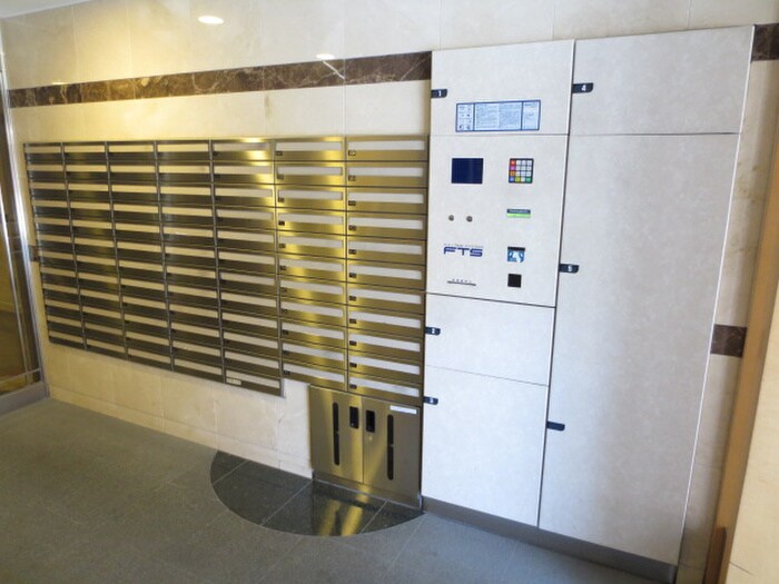 物件外観写真4　(建物設備)