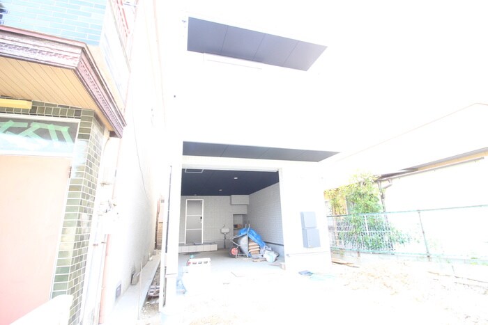 物件外観写真6　(外観写真)