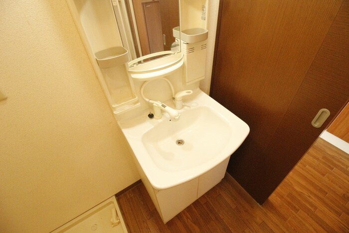 物件内観写真9　(洗面)