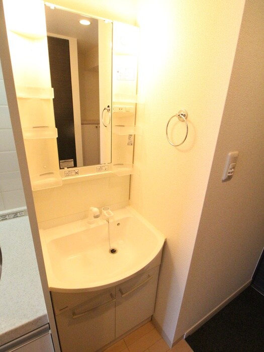 物件内観写真9　(洗面)