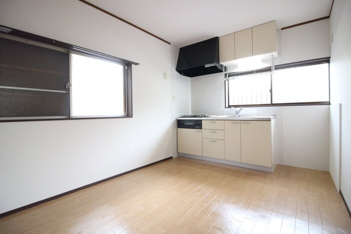 物件内観写真6　(居室)