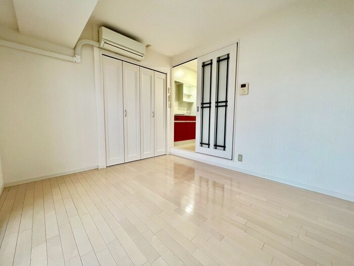 物件内観写真10　(居室)