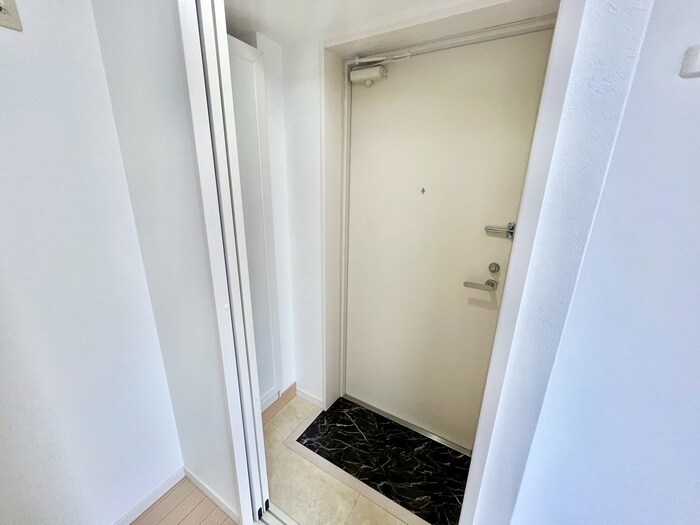 物件内観写真20　(玄関)