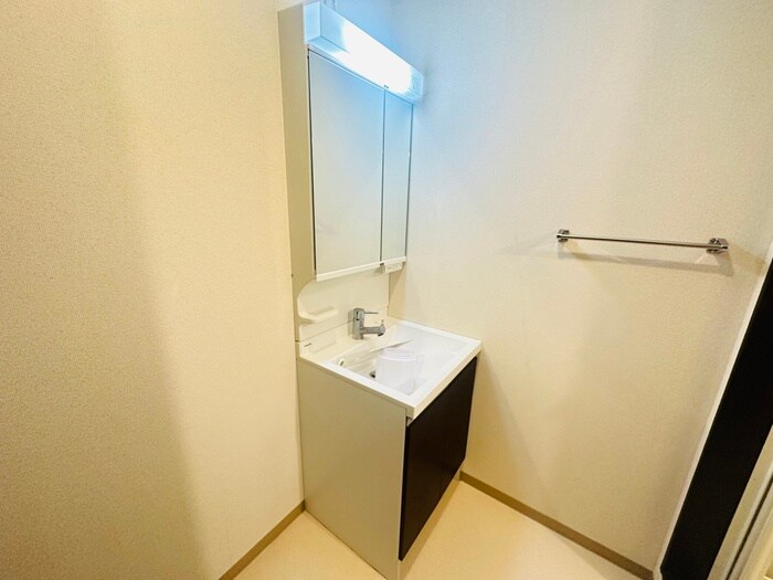 物件内観写真10　(洗面)