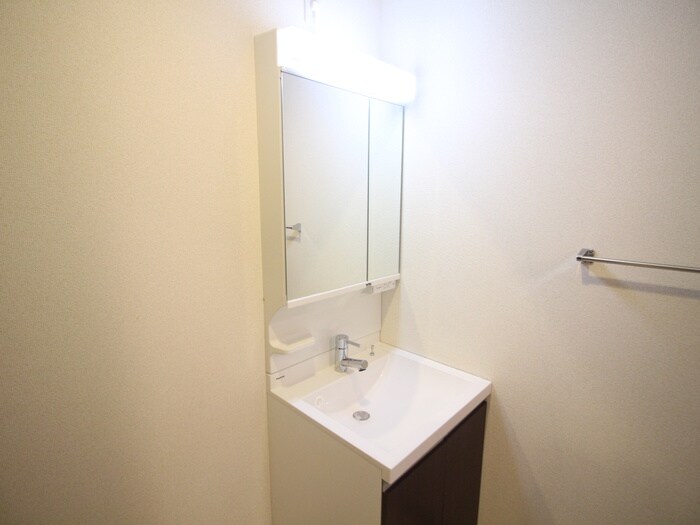 物件内観写真12　(洗面)