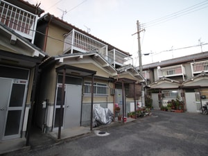 楠葉中町借家外観写真