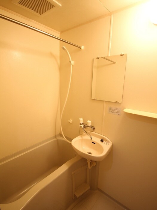 物件内観写真10　(バス／シャワールーム等)