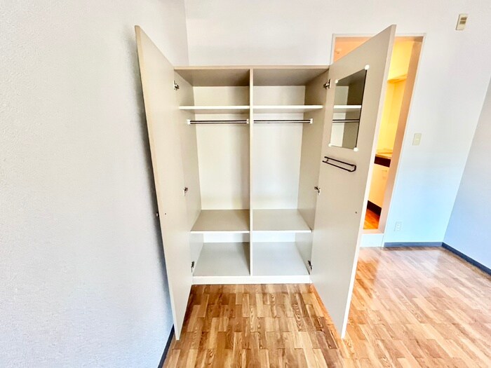 物件内観写真10　(収納)