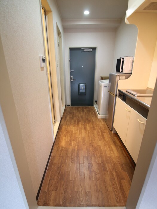 物件内観写真12　(廊下)