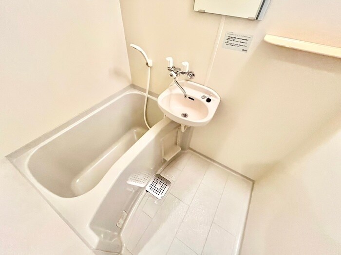 物件内観写真12　(バス／シャワールーム等)