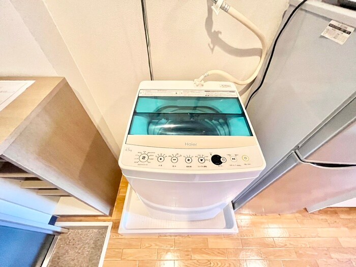 物件内観写真15　(洗濯機置場)