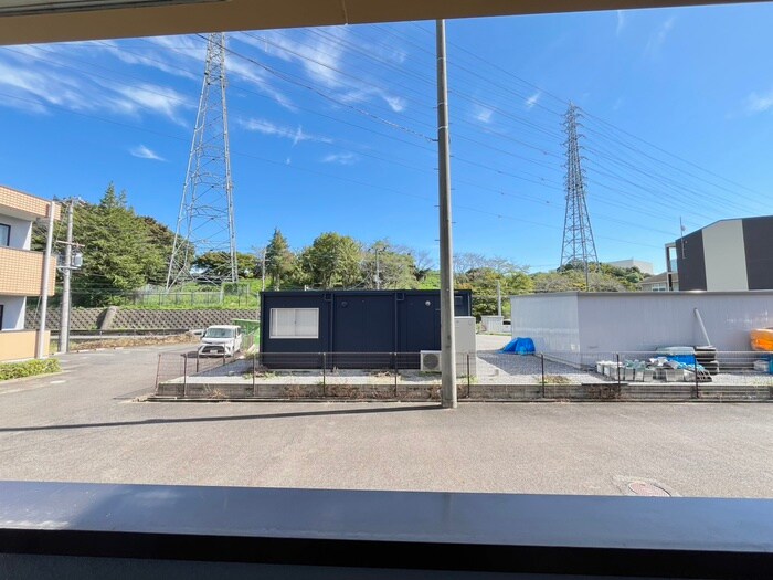 物件内観写真20　(室内からの展望)