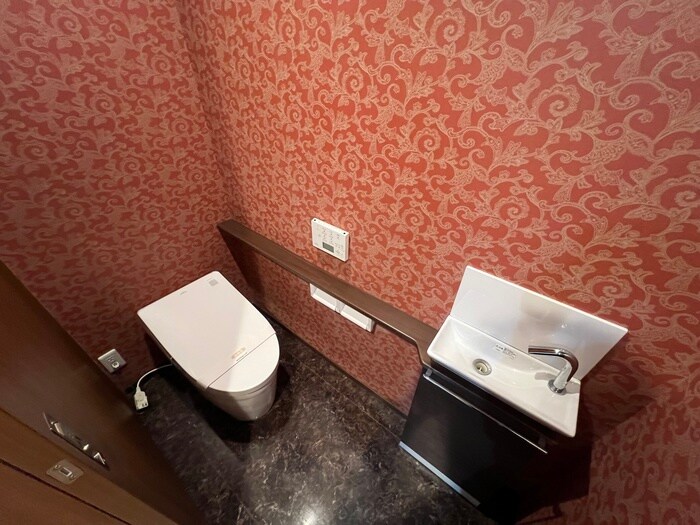 物件内観写真13　(トイレ)