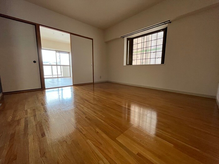 物件内観写真13　(居室)