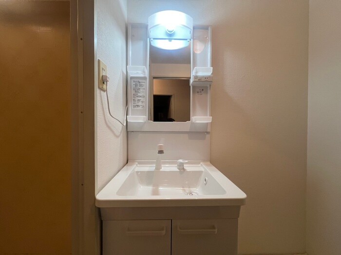 物件内観写真16　(洗面)