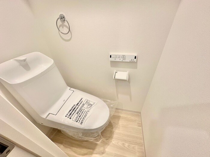 物件内観写真11　(トイレ)