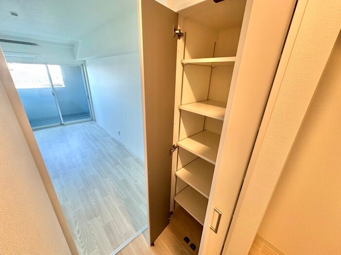 物件内観写真16　(収納)