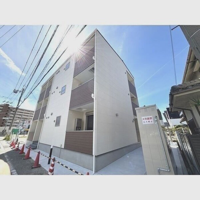 物件外観写真1　(外観写真)