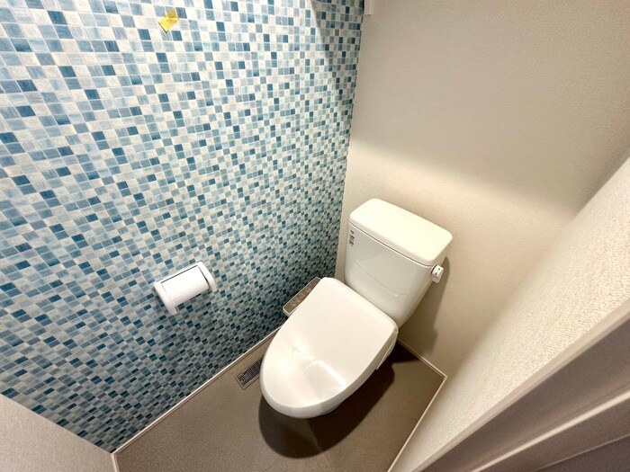 物件内観写真8　(トイレ)