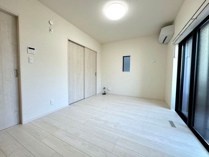 物件内観写真18　(居室)