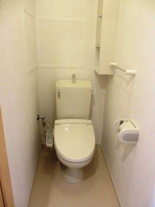 物件内観写真16　(トイレ)