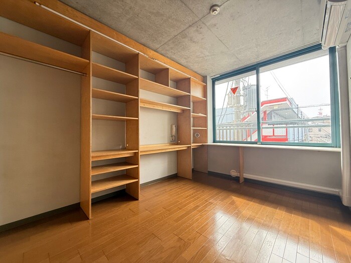 物件内観写真9　(居室)