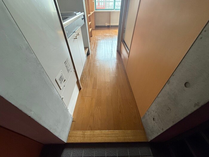 物件内観写真21　(廊下)