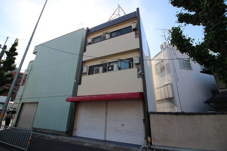 上田マンション外観写真