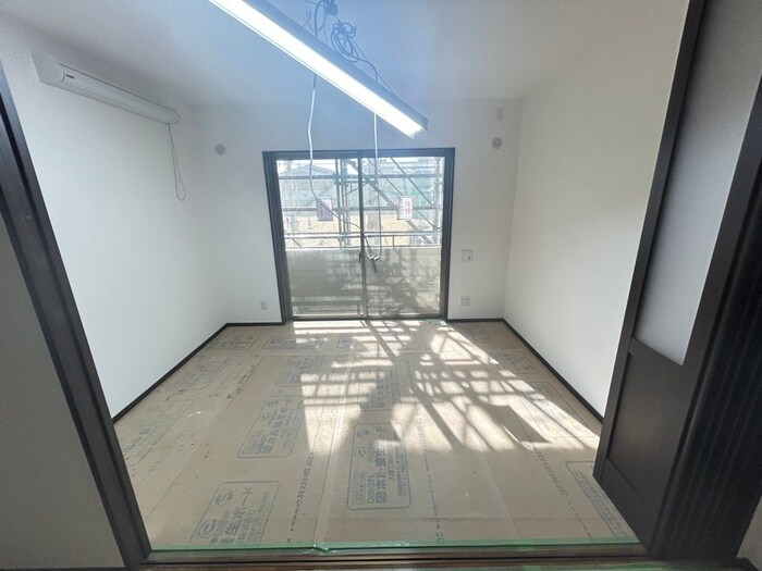 物件内観写真8　(居室)