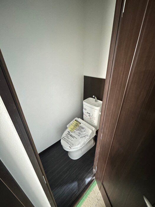 物件内観写真14　(トイレ)