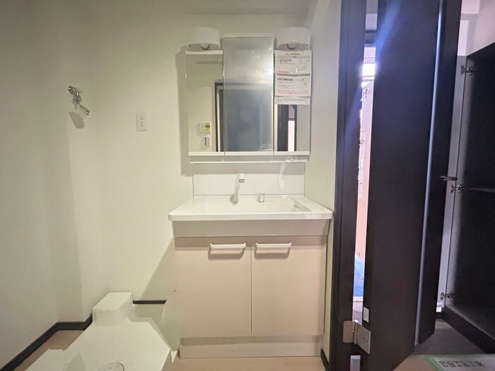 物件内観写真14　(洗面)