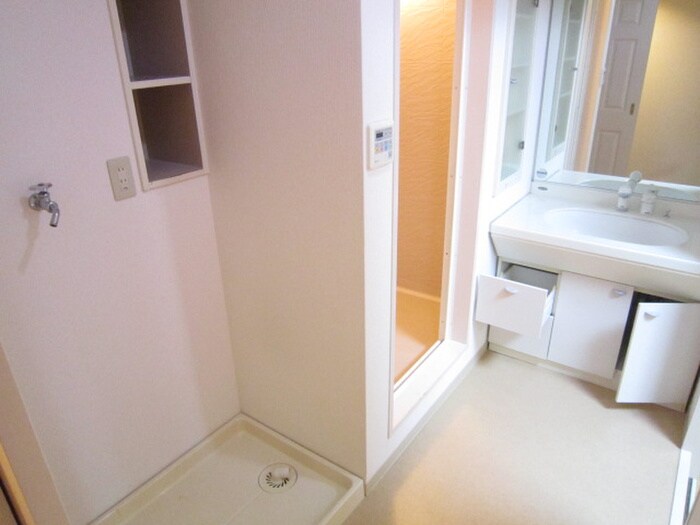 物件内観写真12　(洗面)