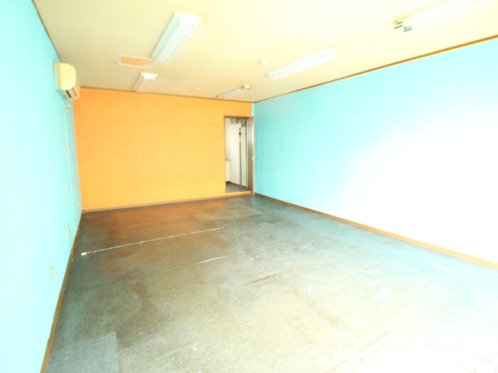 物件内観写真8　(居室)