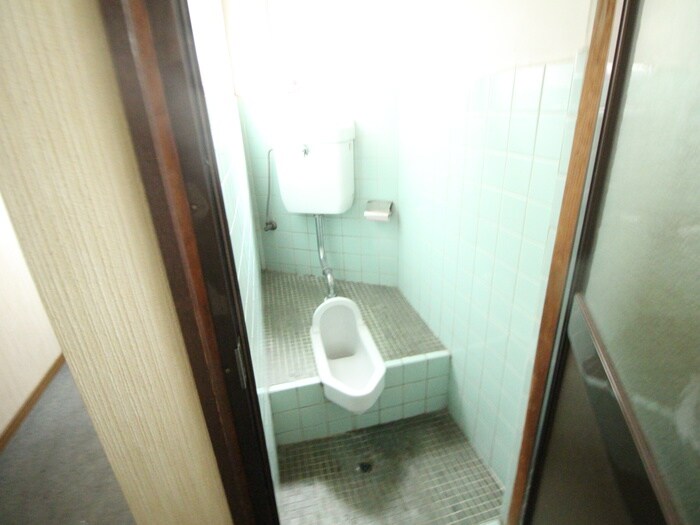 物件内観写真14　(トイレ)