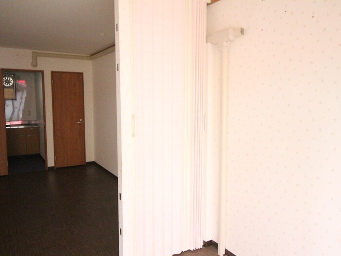 物件内観写真15　(居室)