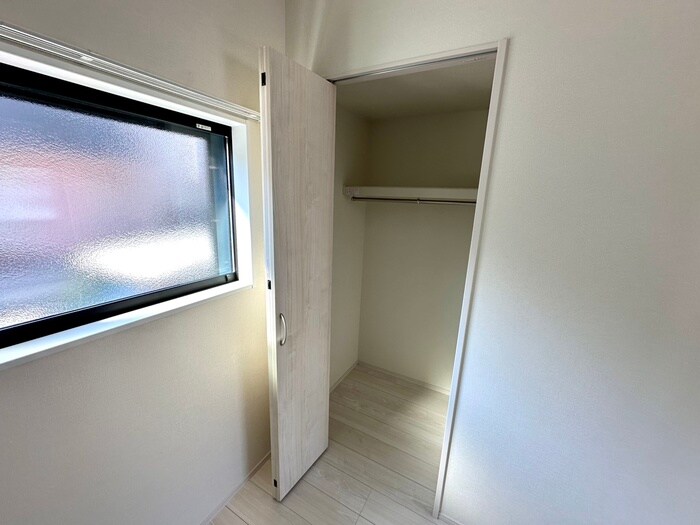 物件内観写真11　(収納)