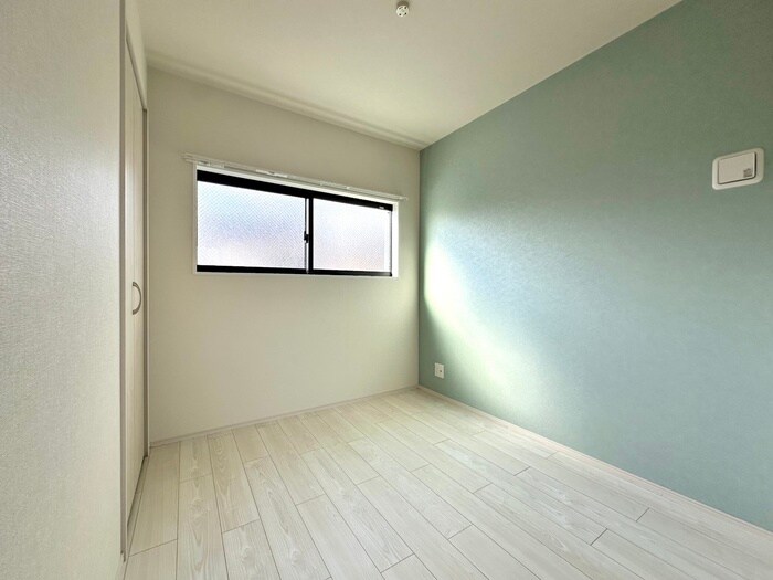 物件内観写真18　(居室)