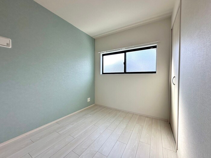 物件内観写真18　(居室)