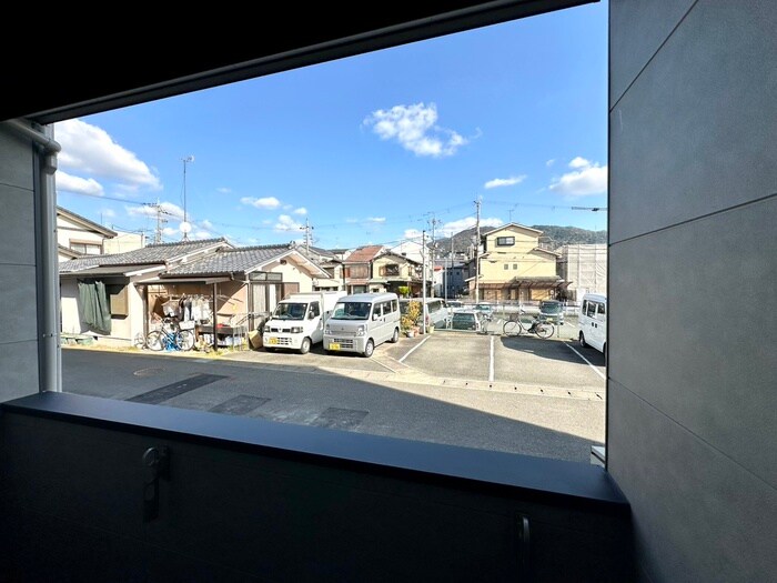 物件内観写真20　(室内からの展望)