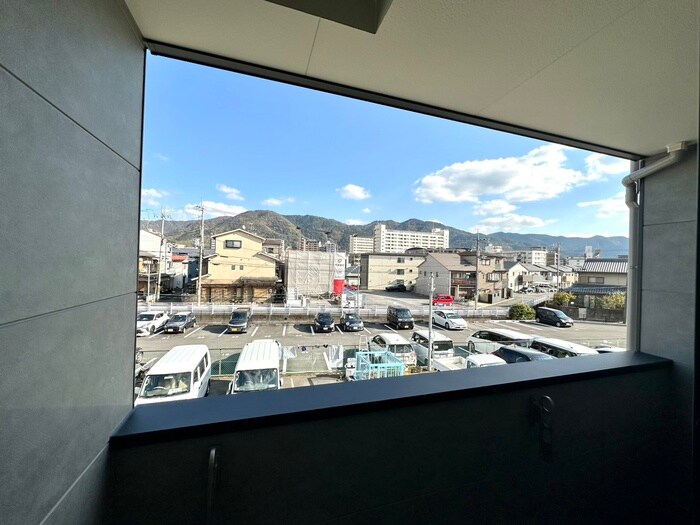 物件内観写真20　(室内からの展望)