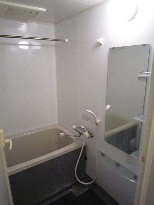 物件内観写真13　(バス／シャワールーム等)