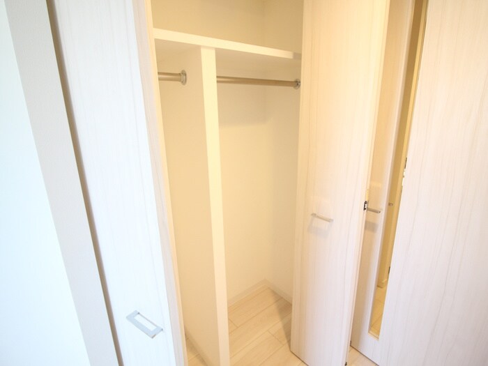 物件内観写真21　(収納)