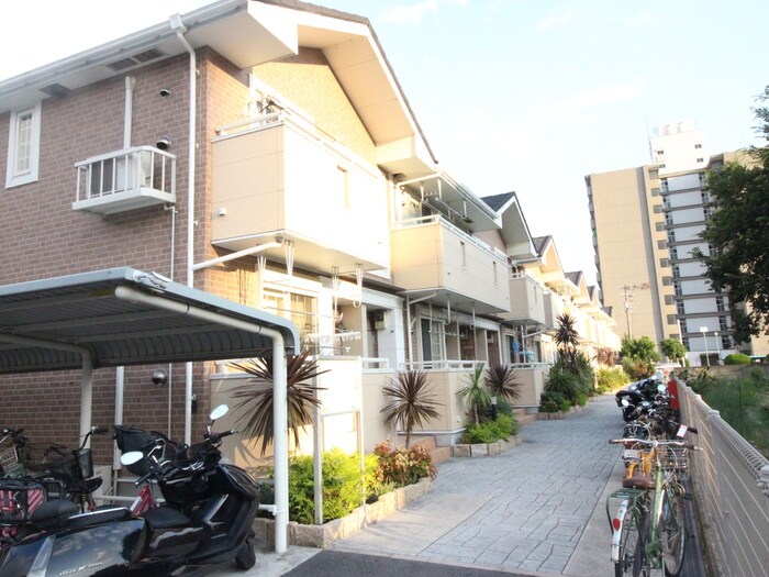 物件外観写真6　(外観写真)