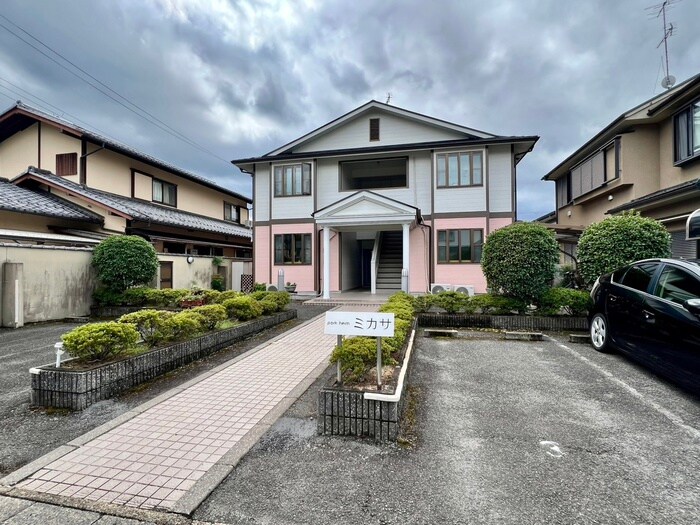 物件外観写真1　(外観写真)