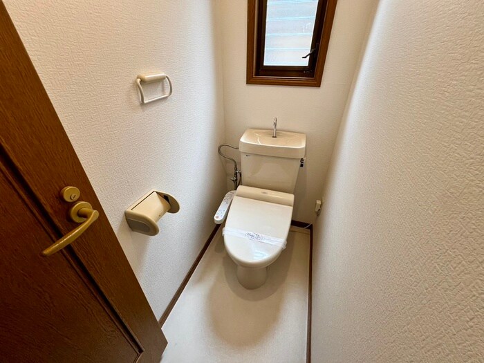 物件内観写真10　(トイレ)