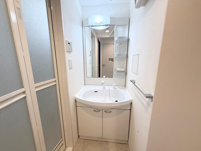 物件内観写真9　(洗面)