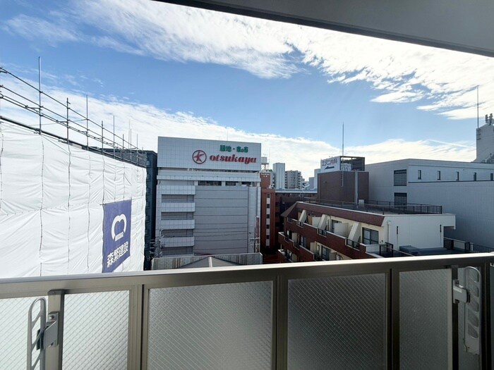 物件内観写真18　(室内からの展望)