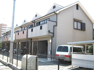 青山ハウス外観写真