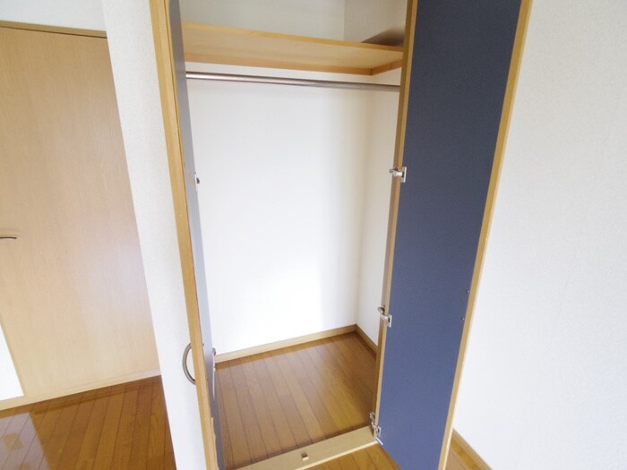 物件内観写真10　(収納)