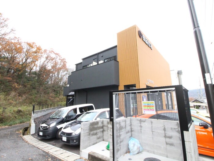 物件外観写真5　(外観写真)